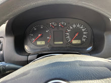 Load image into Gallery viewer, 2003 VW GOLF TDI AT