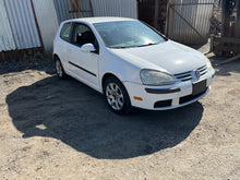 Load image into Gallery viewer, 2007 VW Rabbit 2dr 5sp