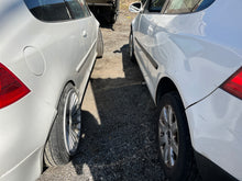 Load image into Gallery viewer, 2007 VW Rabbit 2dr 5sp