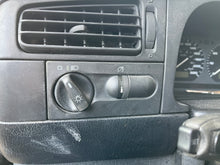 Load image into Gallery viewer, 1997 VW JETTA