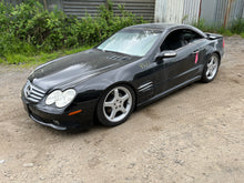 Load image into Gallery viewer, 2004 MERCEDES SL500

