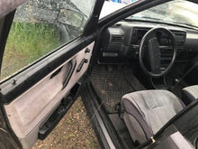 Load image into Gallery viewer, 1992 VW JETTA
