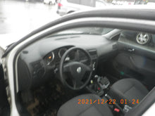 Load image into Gallery viewer, 2008 VW GOLF
