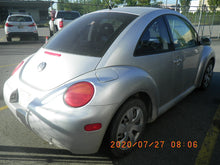Load image into Gallery viewer, 2001 VW BEETLE
