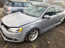 Load image into Gallery viewer, 2013 JETTA TDI EXPENSIVE

