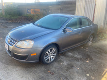 Load image into Gallery viewer, 2005 VW JETTA MK5 US 2.5 AUTO
