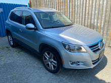 Load image into Gallery viewer, 2010 VW TIGUAN

