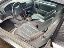 Load image into Gallery viewer, 1995 MERCEDES SL500
