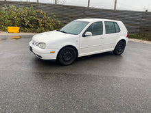Load image into Gallery viewer, 2003 VW GOLF

