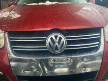 Load image into Gallery viewer, 2006 VW JETTA RED 2.5
