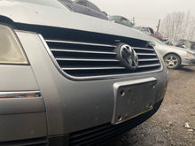 Load image into Gallery viewer, 2003 VW PASSAT 2.8 V6 5SP
