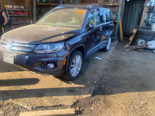 Load image into Gallery viewer, 2016 VW TIGUAN 2.0 AWD
