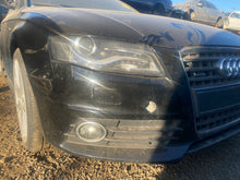 Load image into Gallery viewer, 2011 AUDI A4
